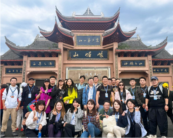 精彩良友｜凝心聚力攀高峰，攜手同行啟新程